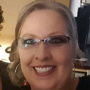 Meet your Posher, Leaann